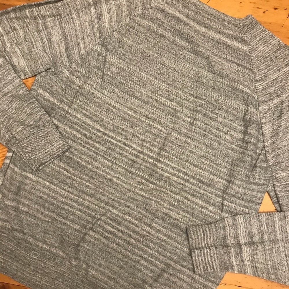 🚣♀️ J CREW Basic Cotton Sweater - Picture 6 of 6